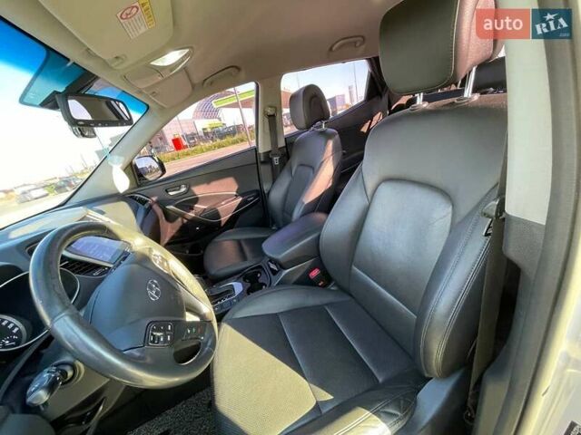 Белый Хендай Санта Фе, объемом двигателя 2 л и пробегом 137 тыс. км за 23500 $, фото 14 на Automoto.ua