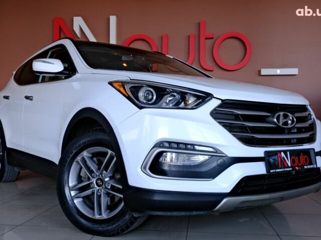 Белый Хендай Санта Фе, объемом двигателя 2.4 л и пробегом 64 тыс. км за 20900 $, фото 3 на Automoto.ua