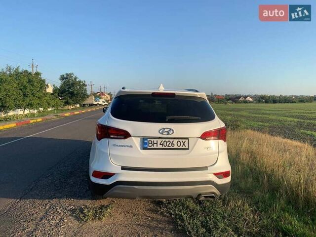 Белый Хендай Санта Фе, объемом двигателя 2.4 л и пробегом 78 тыс. км за 17500 $, фото 4 на Automoto.ua