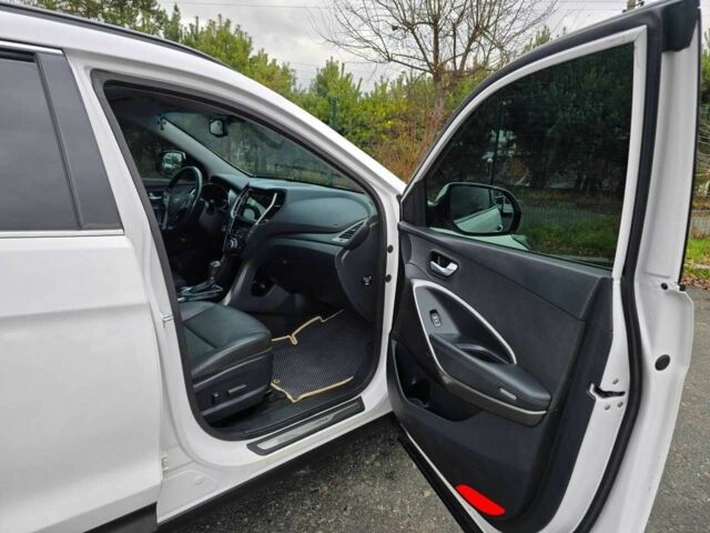 Белый Хендай Санта Фе, объемом двигателя 2.2 л и пробегом 113 тыс. км за 20699 $, фото 16 на Automoto.ua