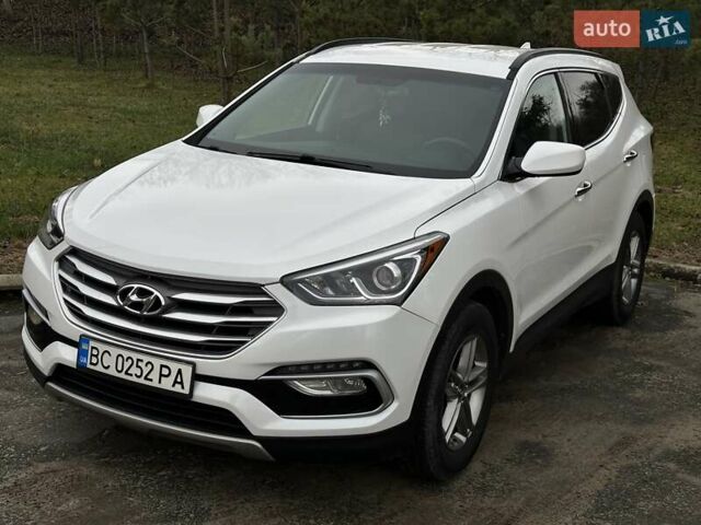 Белый Хендай Санта Фе, объемом двигателя 2.4 л и пробегом 110 тыс. км за 14750 $, фото 1 на Automoto.ua
