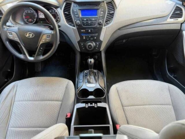 Белый Хендай Санта Фе, объемом двигателя 2.4 л и пробегом 109 тыс. км за 9300 $, фото 13 на Automoto.ua