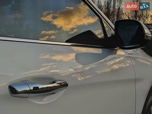 Білий Хендай Санта Фе, об'ємом двигуна 2 л та пробігом 189 тис. км за 18888 $, фото 27 на Automoto.ua