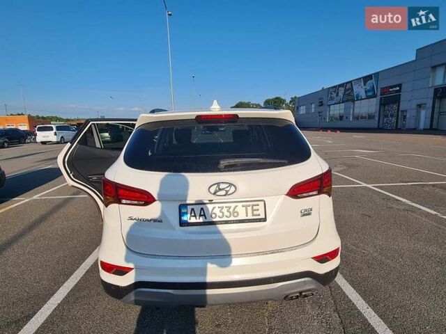 Білий Хендай Санта Фе, об'ємом двигуна 2.2 л та пробігом 150 тис. км за 21300 $, фото 1 на Automoto.ua