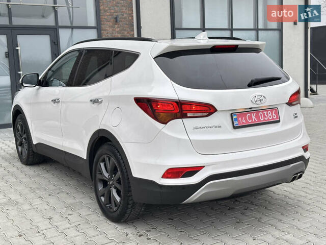 Белый Хендай Санта Фе, объемом двигателя 2.2 л и пробегом 158 тыс. км за 23600 $, фото 9 на Automoto.ua