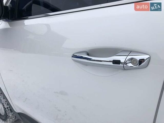 Белый Хендай Санта Фе, объемом двигателя 2 л и пробегом 200 тыс. км за 19800 $, фото 11 на Automoto.ua