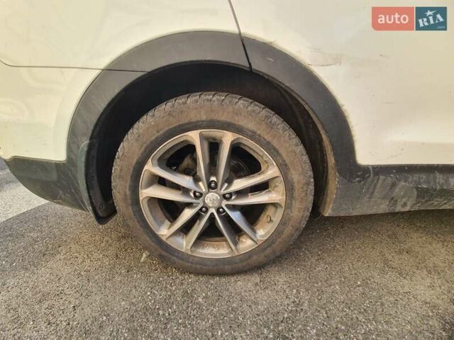 Білий Хендай Санта Фе, об'ємом двигуна 2.2 л та пробігом 150 тис. км за 21300 $, фото 11 на Automoto.ua