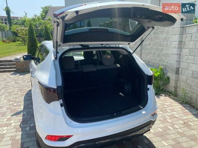 Білий Хендай Санта Фе, об'ємом двигуна 2.4 л та пробігом 164 тис. км за 12200 $, фото 12 на Automoto.ua