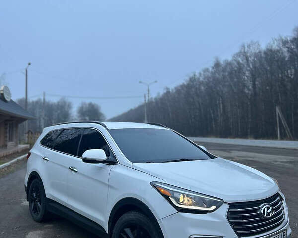 Белый Хендай Санта Фе, объемом двигателя 3.34 л и пробегом 205 тыс. км за 17300 $, фото 9 на Automoto.ua