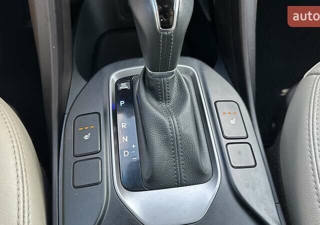 Белый Хендай Санта Фе, объемом двигателя 2 л и пробегом 80 тыс. км за 20700 $, фото 46 на Automoto.ua