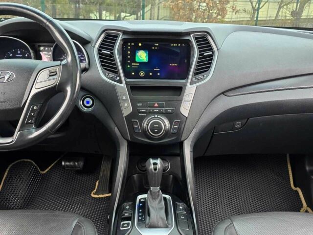 Белый Хендай Санта Фе, объемом двигателя 2.2 л и пробегом 113 тыс. км за 20699 $, фото 14 на Automoto.ua