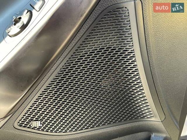 Белый Хендай Санта Фе, объемом двигателя 2 л и пробегом 137 тыс. км за 23500 $, фото 11 на Automoto.ua