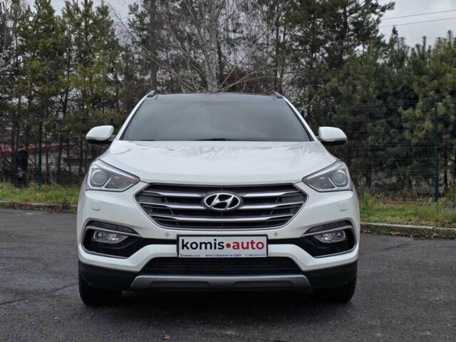 Белый Хендай Санта Фе, объемом двигателя 2.2 л и пробегом 113 тыс. км за 20699 $, фото 1 на Automoto.ua