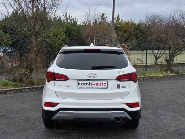 Белый Хендай Санта Фе, объемом двигателя 2.2 л и пробегом 113 тыс. км за 20699 $, фото 6 на Automoto.ua