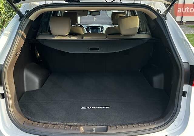 Белый Хендай Санта Фе, объемом двигателя 2 л и пробегом 80 тыс. км за 20700 $, фото 28 на Automoto.ua