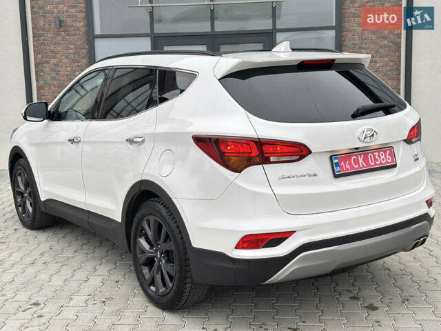 Белый Хендай Санта Фе, объемом двигателя 2.2 л и пробегом 158 тыс. км за 23600 $, фото 10 на Automoto.ua