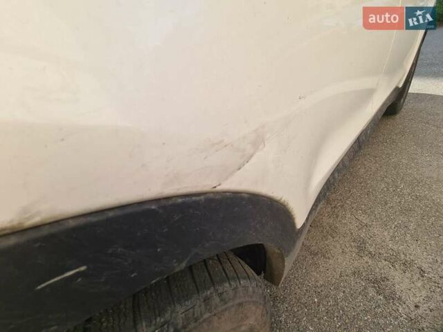 Білий Хендай Санта Фе, об'ємом двигуна 2.2 л та пробігом 150 тис. км за 21300 $, фото 12 на Automoto.ua