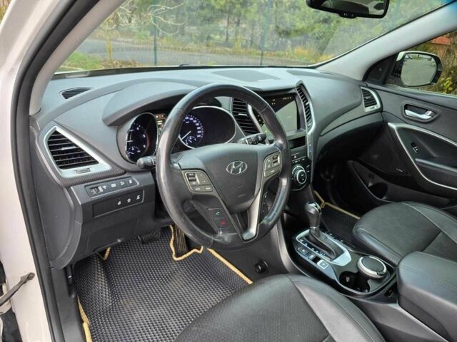 Белый Хендай Санта Фе, объемом двигателя 2.2 л и пробегом 113 тыс. км за 20699 $, фото 22 на Automoto.ua