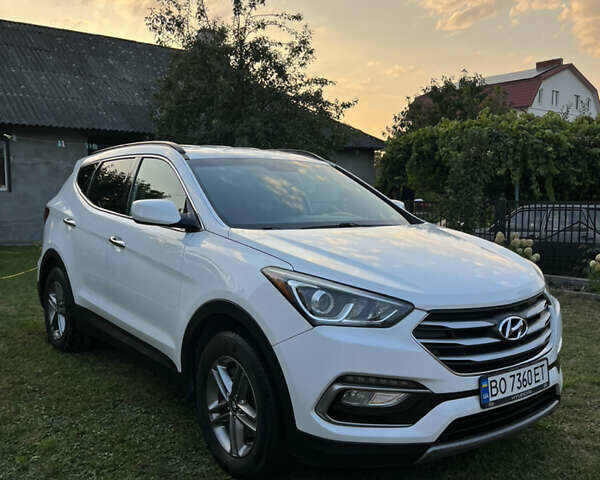 Белый Хендай Санта Фе, объемом двигателя 2.36 л и пробегом 111 тыс. км за 15000 $, фото 8 на Automoto.ua