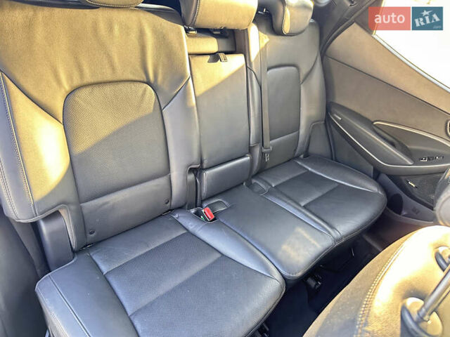 Белый Хендай Санта Фе, объемом двигателя 2.2 л и пробегом 157 тыс. км за 23650 $, фото 51 на Automoto.ua