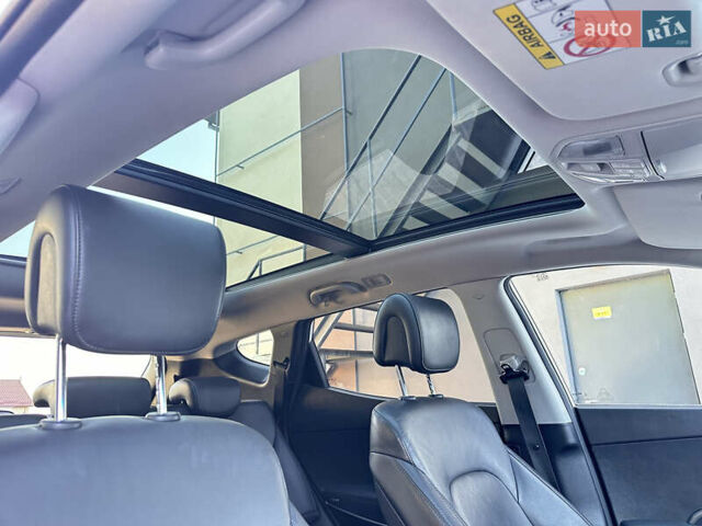 Белый Хендай Санта Фе, объемом двигателя 2.2 л и пробегом 158 тыс. км за 23600 $, фото 55 на Automoto.ua