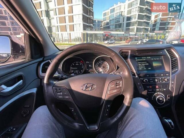 Белый Хендай Санта Фе, объемом двигателя 2 л и пробегом 137 тыс. км за 23500 $, фото 30 на Automoto.ua