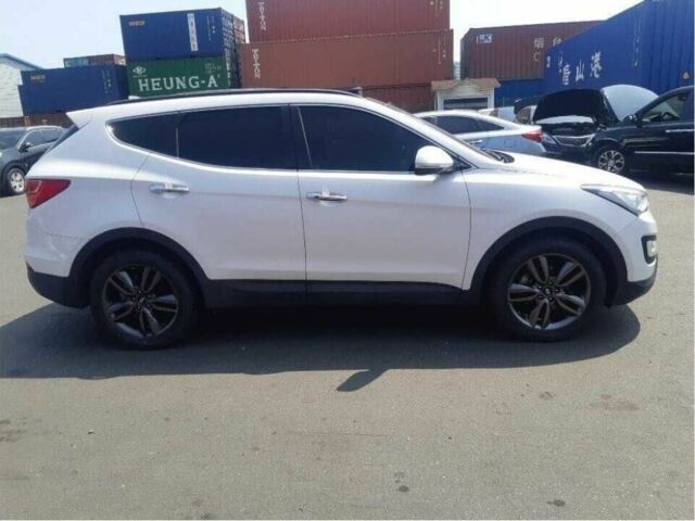 Белый Хендай Санта Фе, объемом двигателя 2 л и пробегом 94 тыс. км за 5400 $, фото 2 на Automoto.ua