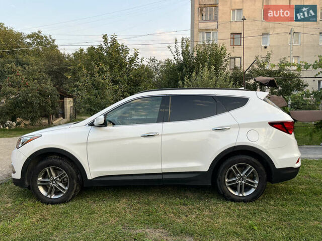 Белый Хендай Санта Фе, объемом двигателя 2.36 л и пробегом 111 тыс. км за 15000 $, фото 3 на Automoto.ua