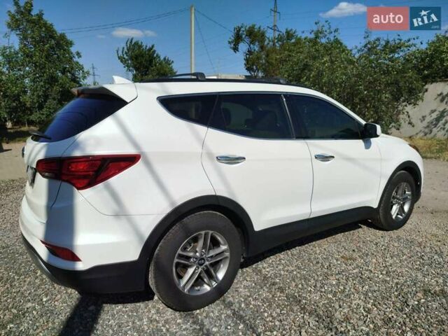 Белый Хендай Санта Фе, объемом двигателя 2.4 л и пробегом 94 тыс. км за 16500 $, фото 29 на Automoto.ua