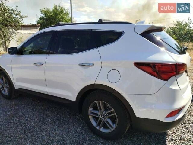 Белый Хендай Санта Фе, объемом двигателя 2.4 л и пробегом 94 тыс. км за 16500 $, фото 36 на Automoto.ua