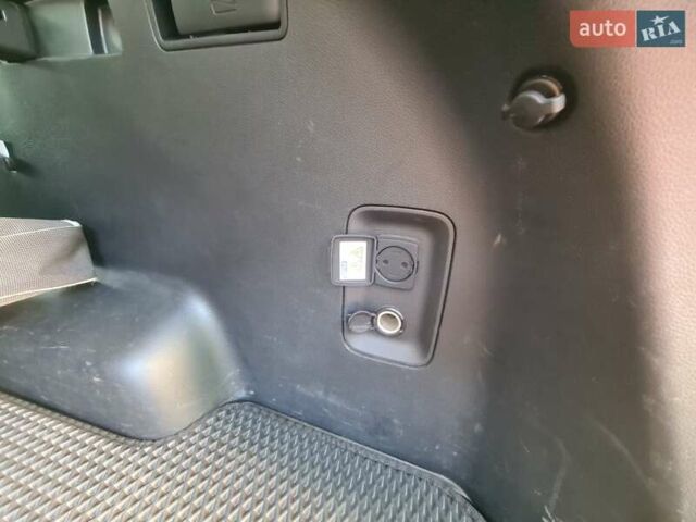 Білий Хендай Санта Фе, об'ємом двигуна 2.2 л та пробігом 150 тис. км за 21300 $, фото 18 на Automoto.ua