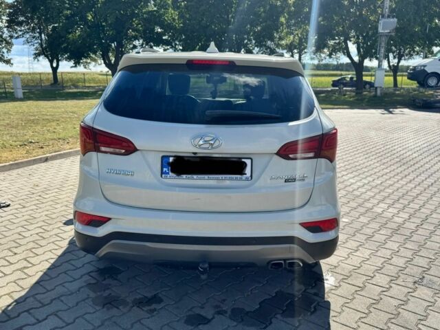 Белый Хендай Санта Фе, объемом двигателя 2 л и пробегом 154 тыс. км за 9500 $, фото 16 на Automoto.ua