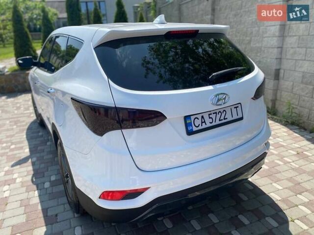 Білий Хендай Санта Фе, об'ємом двигуна 2.4 л та пробігом 164 тис. км за 12200 $, фото 7 на Automoto.ua