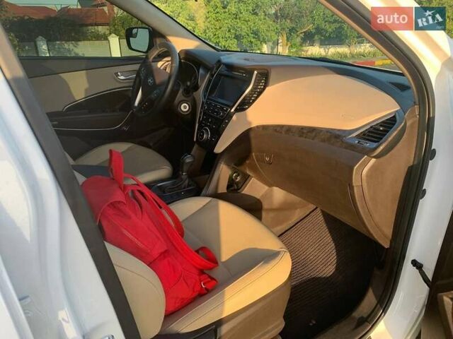 Белый Хендай Санта Фе, объемом двигателя 2.4 л и пробегом 78 тыс. км за 17500 $, фото 13 на Automoto.ua