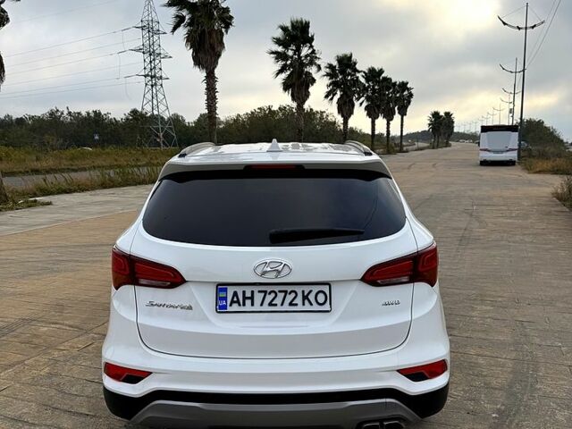 Белый Хендай Санта Фе, объемом двигателя 2.4 л и пробегом 110 тыс. км за 18500 $, фото 3 на Automoto.ua