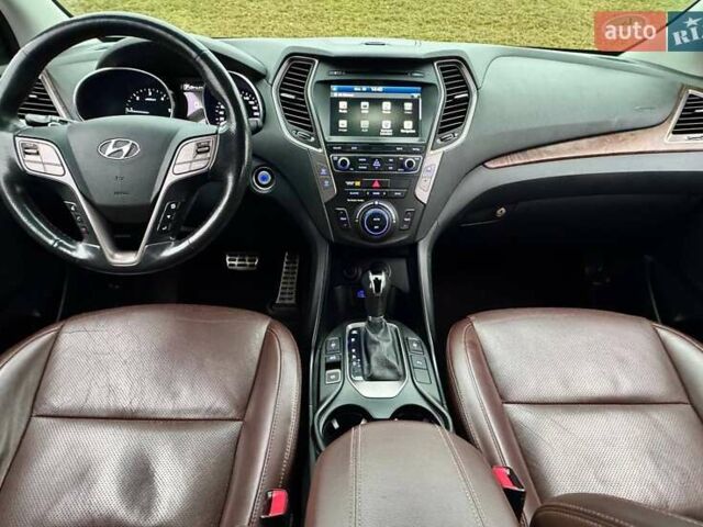 Белый Хендай Санта Фе, объемом двигателя 2.2 л и пробегом 211 тыс. км за 21990 $, фото 28 на Automoto.ua