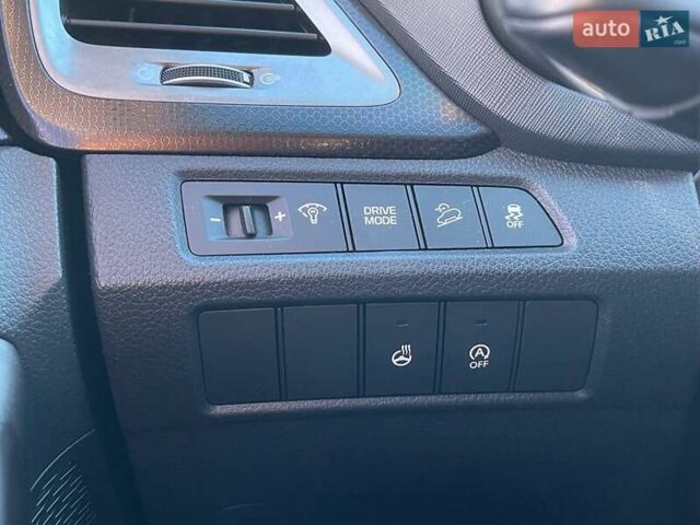 Белый Хендай Санта Фе, объемом двигателя 2 л и пробегом 137 тыс. км за 23500 $, фото 26 на Automoto.ua