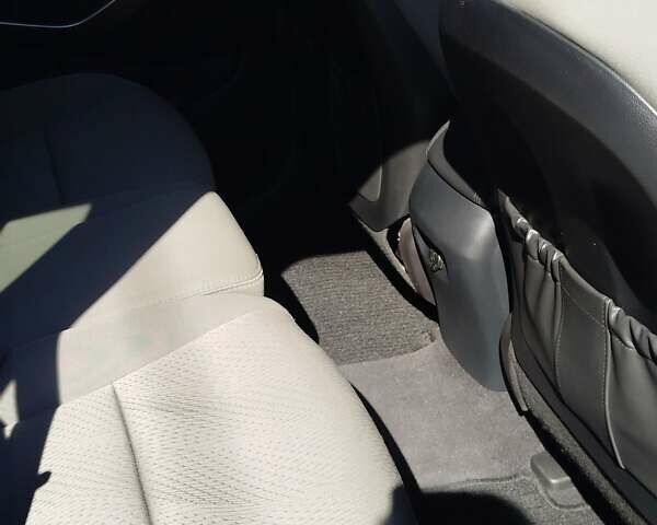 Белый Хендай Санта Фе, объемом двигателя 2.4 л и пробегом 94 тыс. км за 16500 $, фото 24 на Automoto.ua