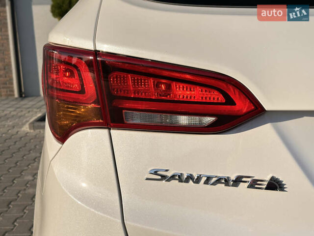 Белый Хендай Санта Фе, объемом двигателя 2.2 л и пробегом 158 тыс. км за 23600 $, фото 27 на Automoto.ua