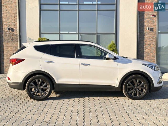 Белый Хендай Санта Фе, объемом двигателя 2.2 л и пробегом 156 тыс. км за 23600 $, фото 22 на Automoto.ua