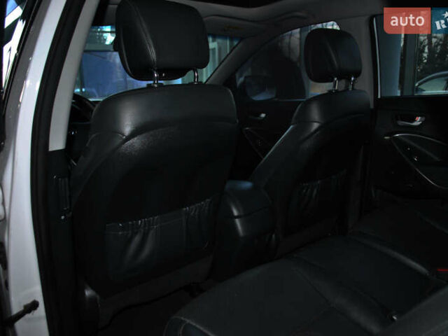 Белый Хендай Санта Фе, объемом двигателя 2.2 л и пробегом 164 тыс. км за 21900 $, фото 26 на Automoto.ua