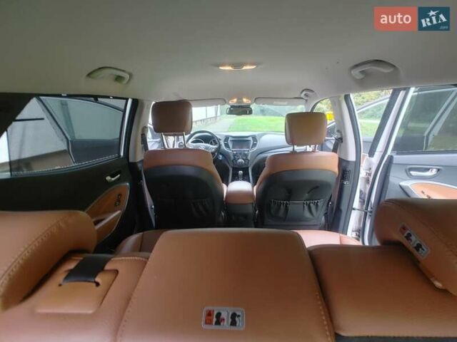 Белый Хендай Санта Фе, объемом двигателя 2.2 л и пробегом 189 тыс. км за 16946 $, фото 22 на Automoto.ua