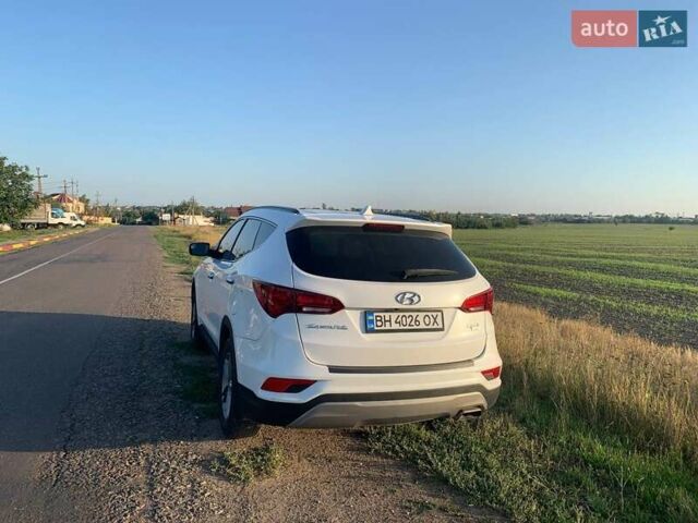 Белый Хендай Санта Фе, объемом двигателя 2.4 л и пробегом 78 тыс. км за 17500 $, фото 3 на Automoto.ua