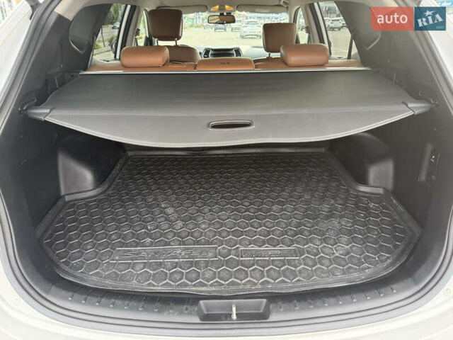 Білий Хендай Санта Фе, об'ємом двигуна 2.2 л та пробігом 170 тис. км за 21500 $, фото 14 на Automoto.ua