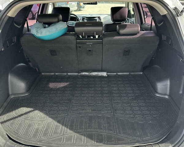 Белый Хендай Санта Фе, объемом двигателя 2 л и пробегом 170 тыс. км за 19000 $, фото 23 на Automoto.ua