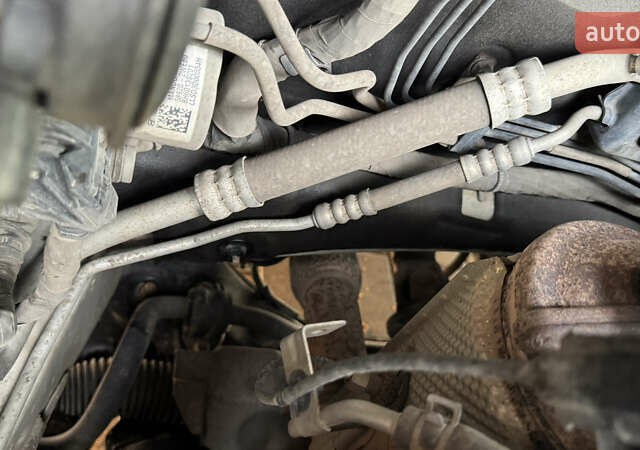 Білий Хендай Санта Фе, об'ємом двигуна 2.2 л та пробігом 141 тис. км за 22500 $, фото 32 на Automoto.ua