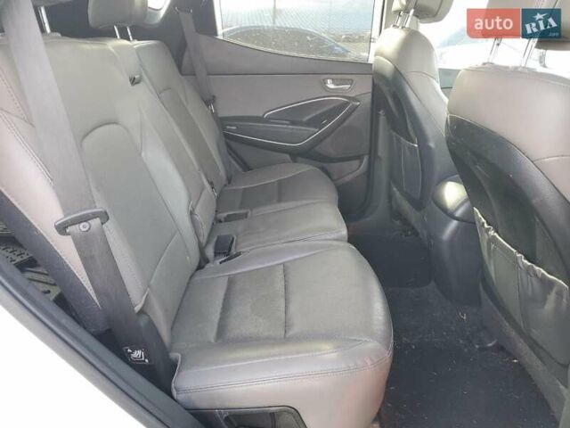 Белый Хендай Санта Фе, объемом двигателя 0 л и пробегом 164 тыс. км за 2100 $, фото 9 на Automoto.ua