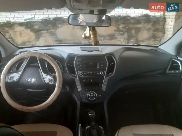 Білий Хендай Санта Фе, об'ємом двигуна 2.36 л та пробігом 105 тис. км за 19000 $, фото 13 на Automoto.ua
