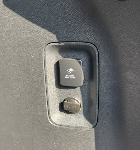 Білий Хендай Санта Фе, об'ємом двигуна 2.2 л та пробігом 141 тис. км за 22500 $, фото 155 на Automoto.ua