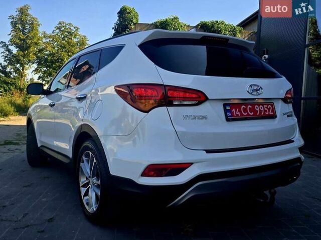 Белый Хендай Санта Фе, объемом двигателя 2.2 л и пробегом 146 тыс. км за 22950 $, фото 33 на Automoto.ua